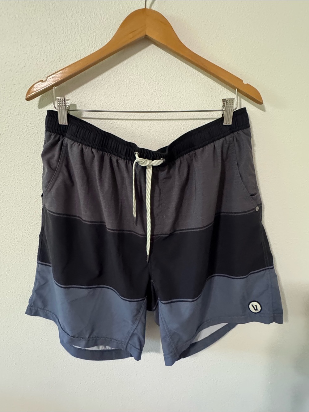 Vuori Kore 7” Short Gray Blue Black Colorblock Lined Brief Workout Gym-XXL
